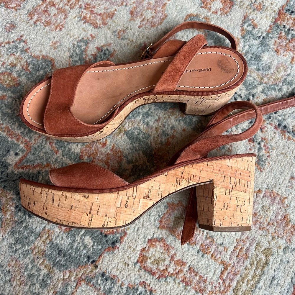 Diane von Furstenberg Tan Suede Cork Platform Sandals Ankle Strap 9.5 - Picture 4 of 8